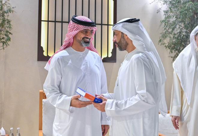 السلام على سمو الشيخ عمار بن حميد النعيمي ولي عهد عجمان
